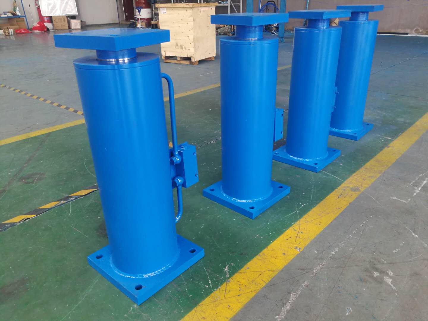 濟南大型液壓油缸制造商(圖5) 油缸1.jpg