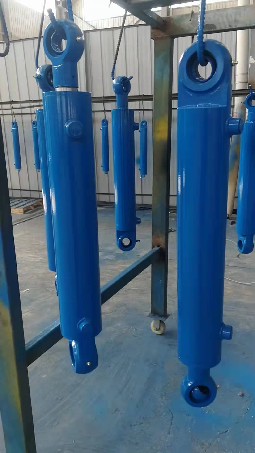 液壓油缸的組成部件有哪些？液壓缸結(jié)構(gòu)有什么特點(diǎn)？(圖1)